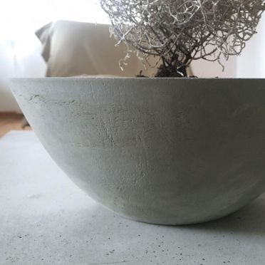 Concrete Pot KWIATEK— zewnętrzna forma doniczki