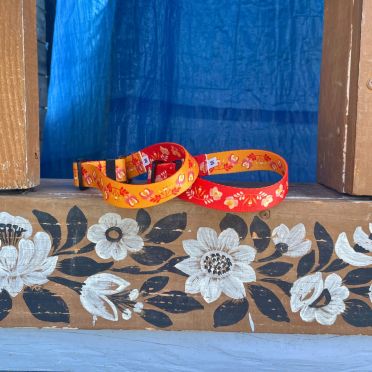 obroża półzaciskowa flores odcienie niebieskiego